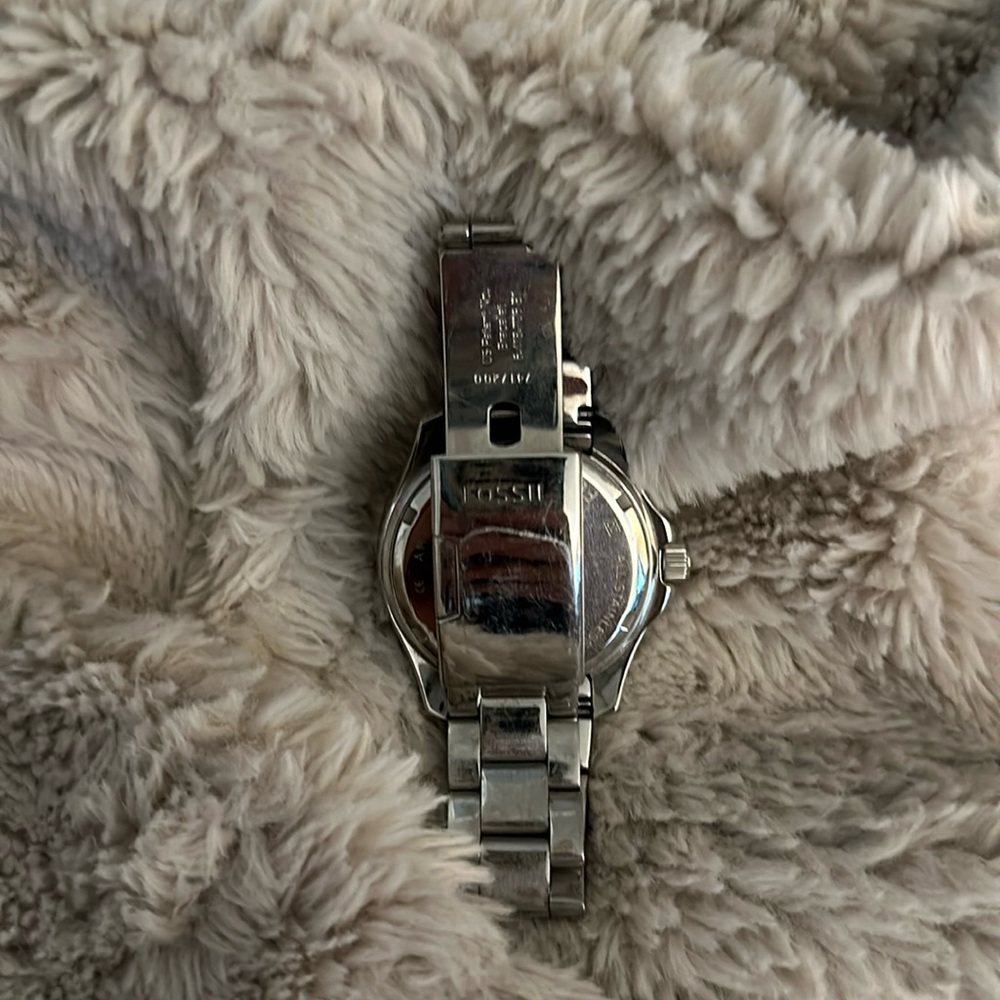 Fossil Watch - Picture 3 of 3